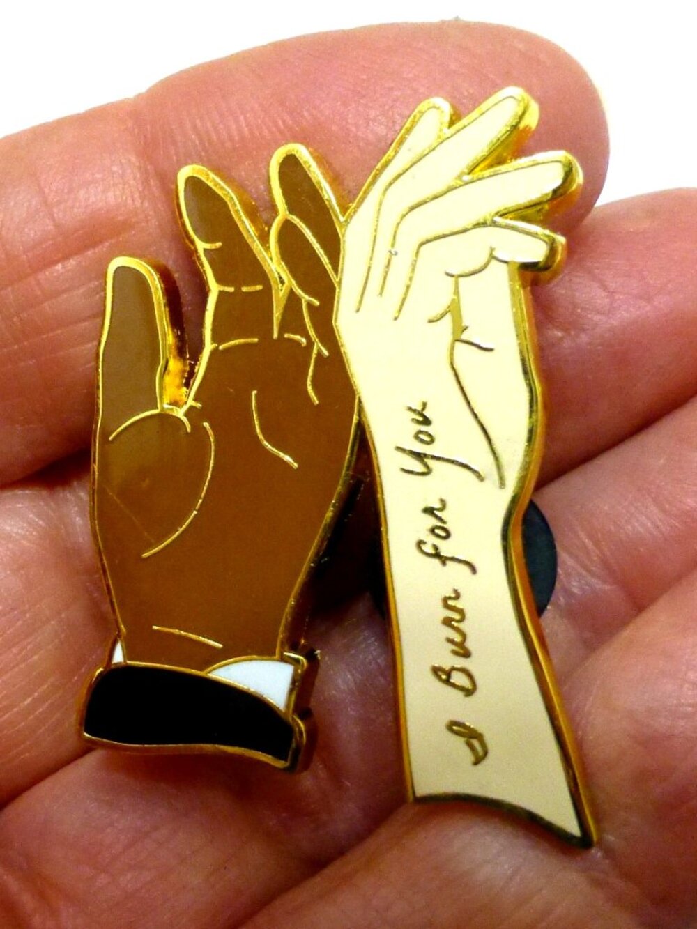 Rare pin I burn for you Daphne Bridgerton Simon Basset hands touching